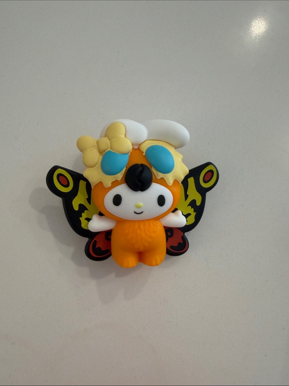 My Melody x Mothra Godzilla Toy - Picture 3 of 3